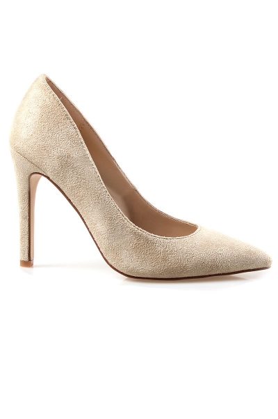 taupe pumps