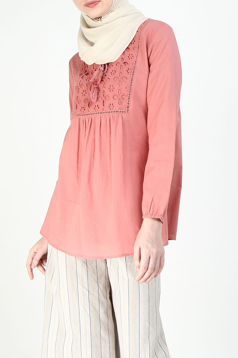 eyelet peasant blouse