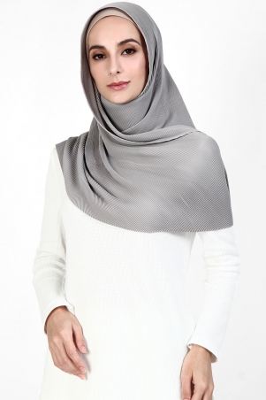 Kiara Triangle Pleated Headscarf - Cement