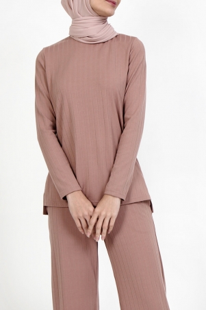 Heerin Ribbed Crew Neck Blouse - Misty Rose