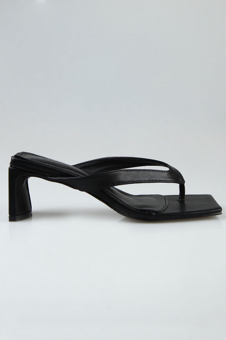 Varina Toe Post Heels - Black