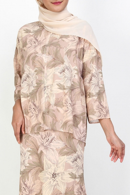 Marjia Blouse & Skirt - Beige Blush Floral