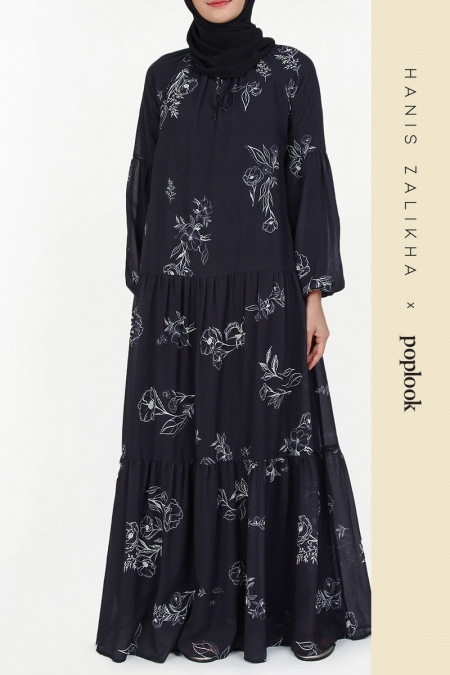 Rofela Gathered Tier Dress - Black/Cream Floral