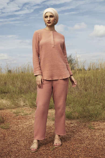 Haidence The Henley Popover Blouse - Canyon Clay