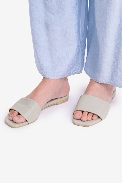 Reya Slip-On Flat