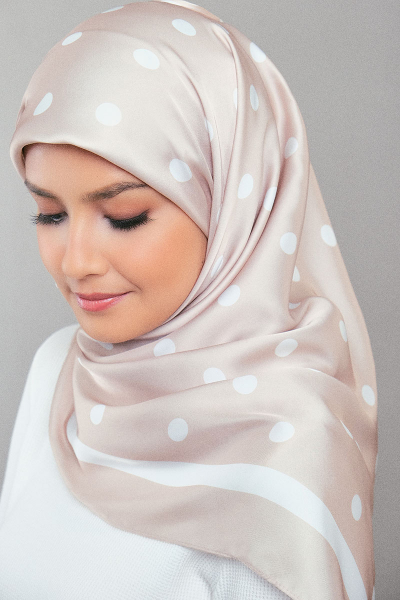 Andie Satin Printed Square Headscarf