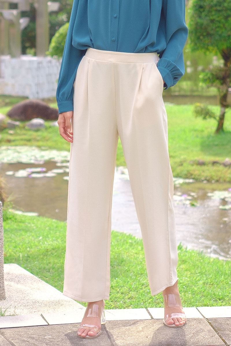 Faux Leather Pants Review - Above and Beblonde