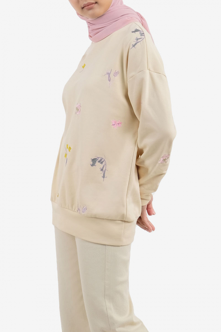 Calina Embroidered Sweater - Beige Floral