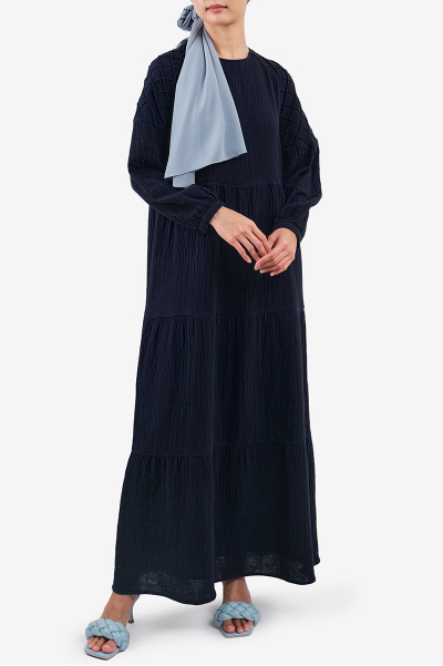 Waleeya Raglan Sleeve Dress