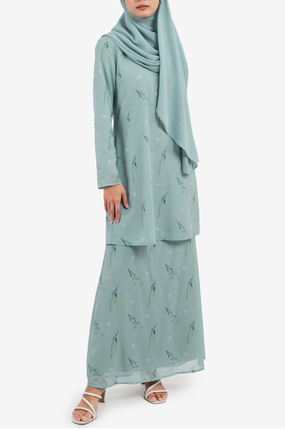 Mahira Blouse & Skirt