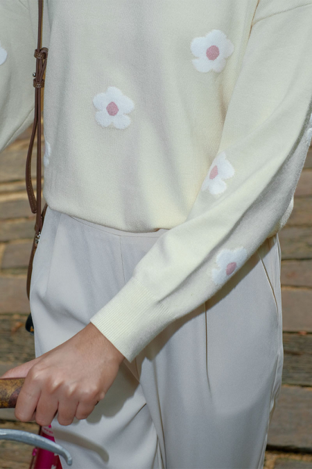 Umika Drop Shoulder Sweater - Cream Floral