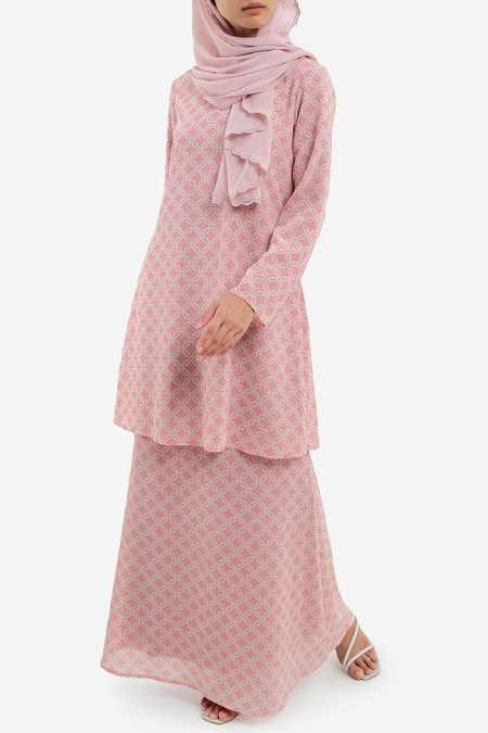 Gembira Blouse & Skirt - Pink Motif