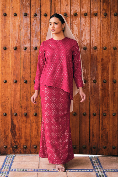 Mahkota Blouse & Skirt - Deep Cherry