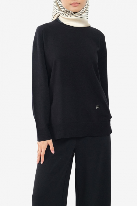 Wilbeth Drop Shoulder Sweater - Black