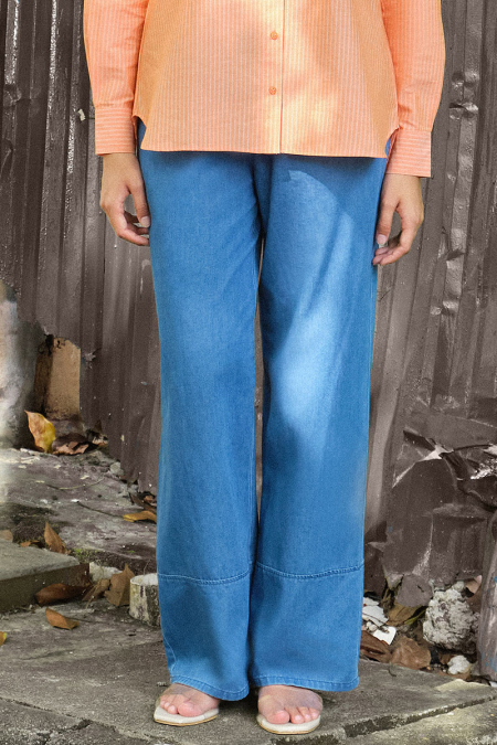 Nalani Wide Legged Jeans - Denim Wash