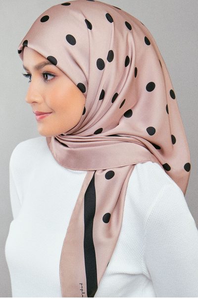 Andie Satin Printed Square Headscarf