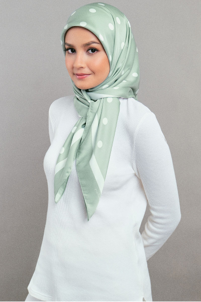 Andie Satin Printed Square Headscarf