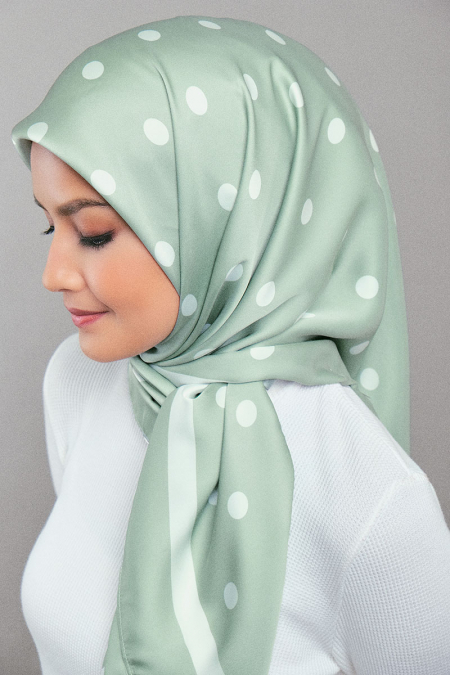 Andie Satin Printed Square Headscarf - Seafoam/White Dots