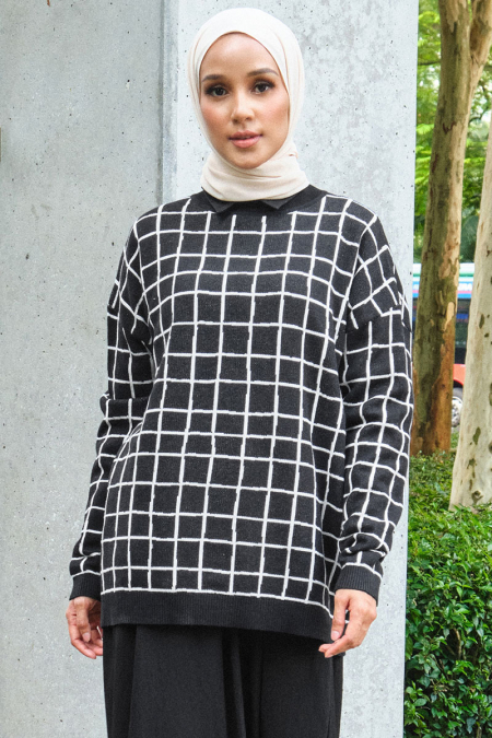 Dylana Drop Shoulder Sweater - Black Check