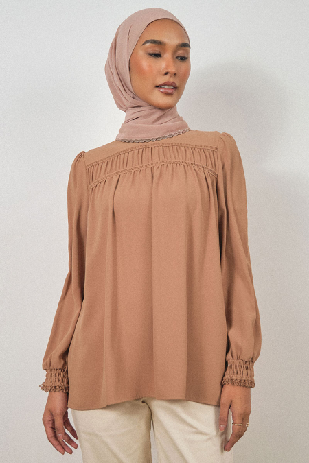 Daytona Flared Blouse - Hazelnut