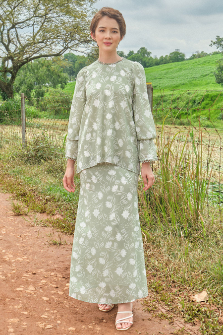 Kemangi Blouse & Skirt - Matcha Lily