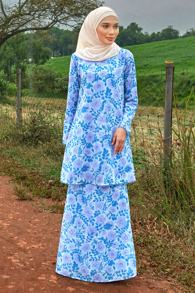 Duyong Blouse & Skirt