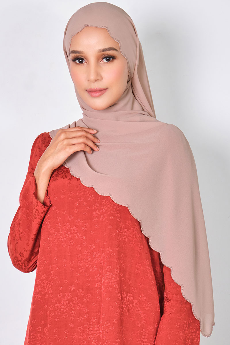 Ruminah Scallop Chiffon Headscarf