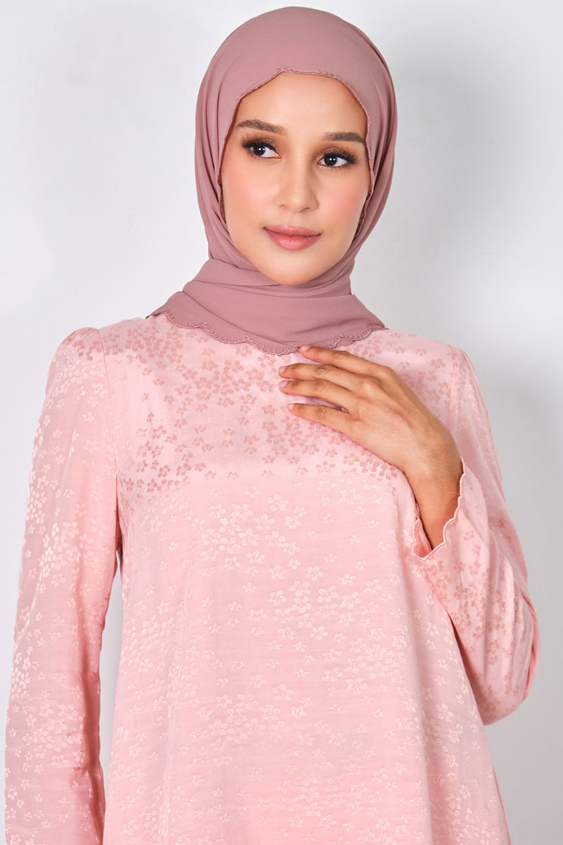 Ruminah Scallop Chiffon Headscarf