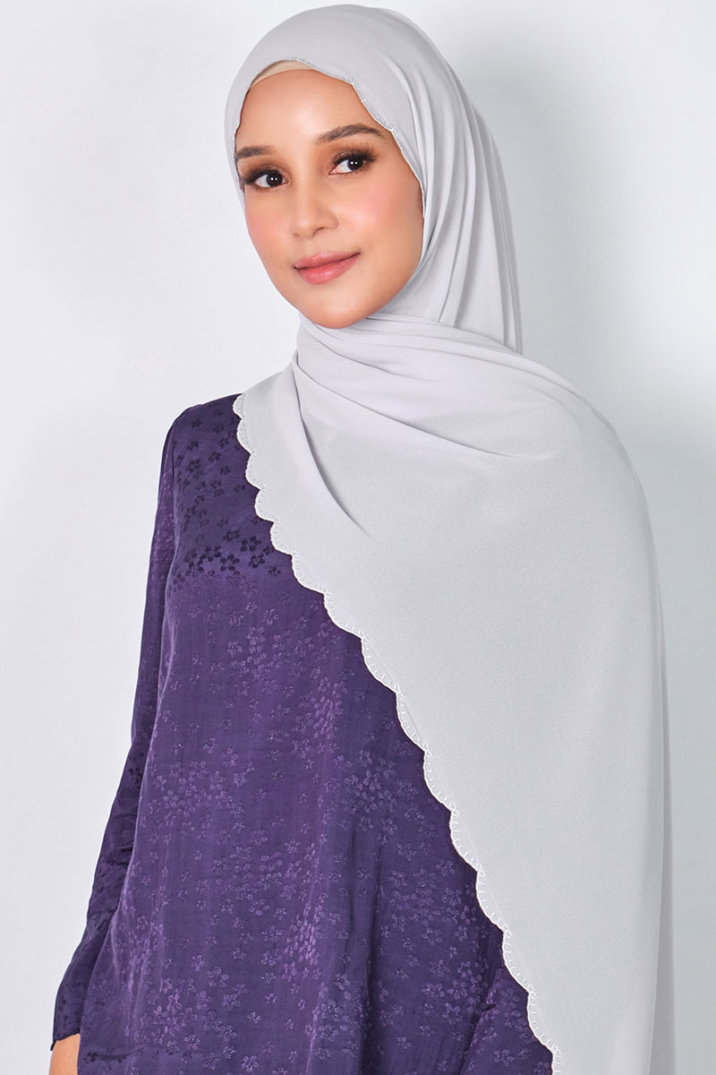 Ruminah Scallop Chiffon Headscarf