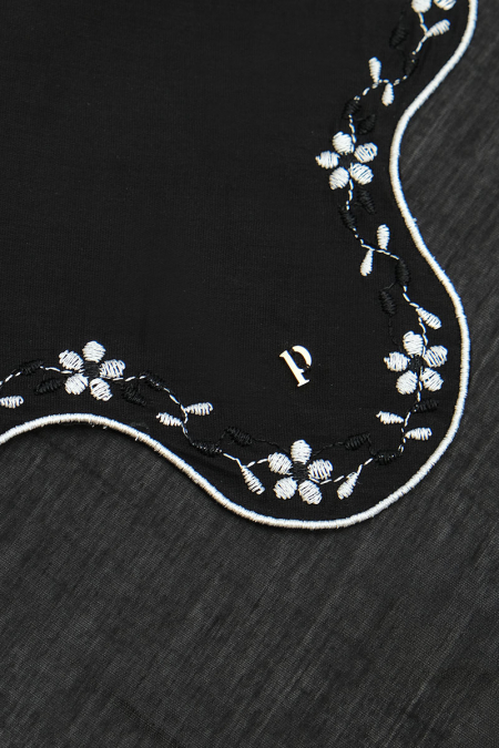 Rozita Embroidered Selendang - Black
