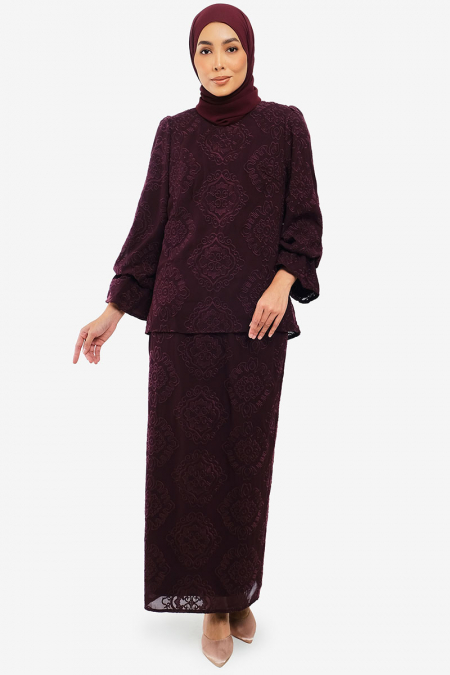 Istimewa Blouse & Skirt - Deep Plum