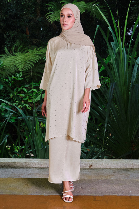 Rohani Blouse & Skirt - Champagne