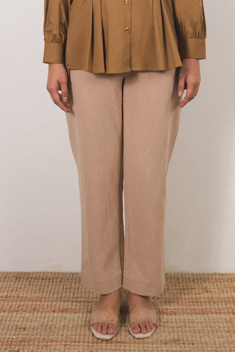 Xulia Straight Cut Pants