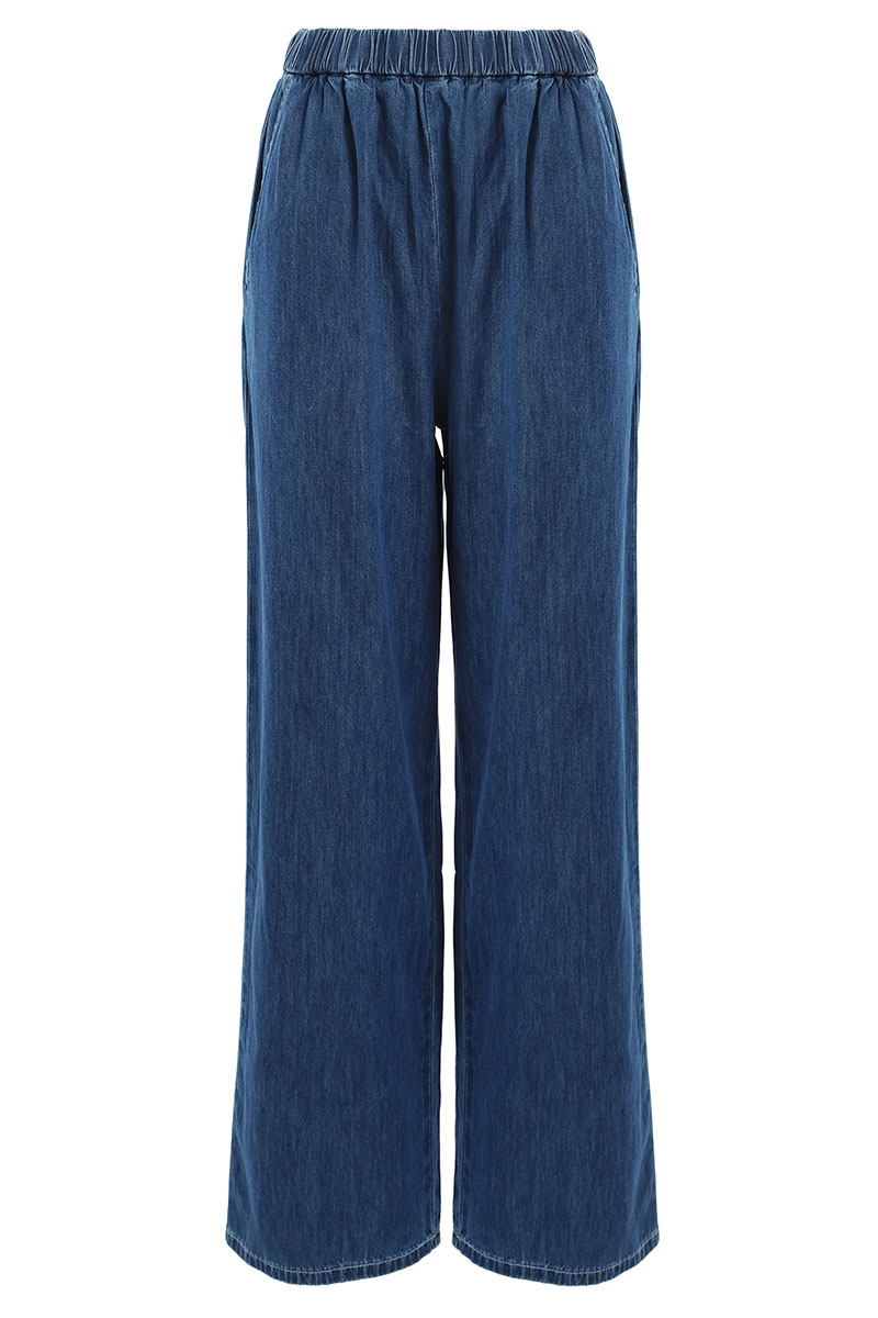 Rylin Wide Legged Jeans