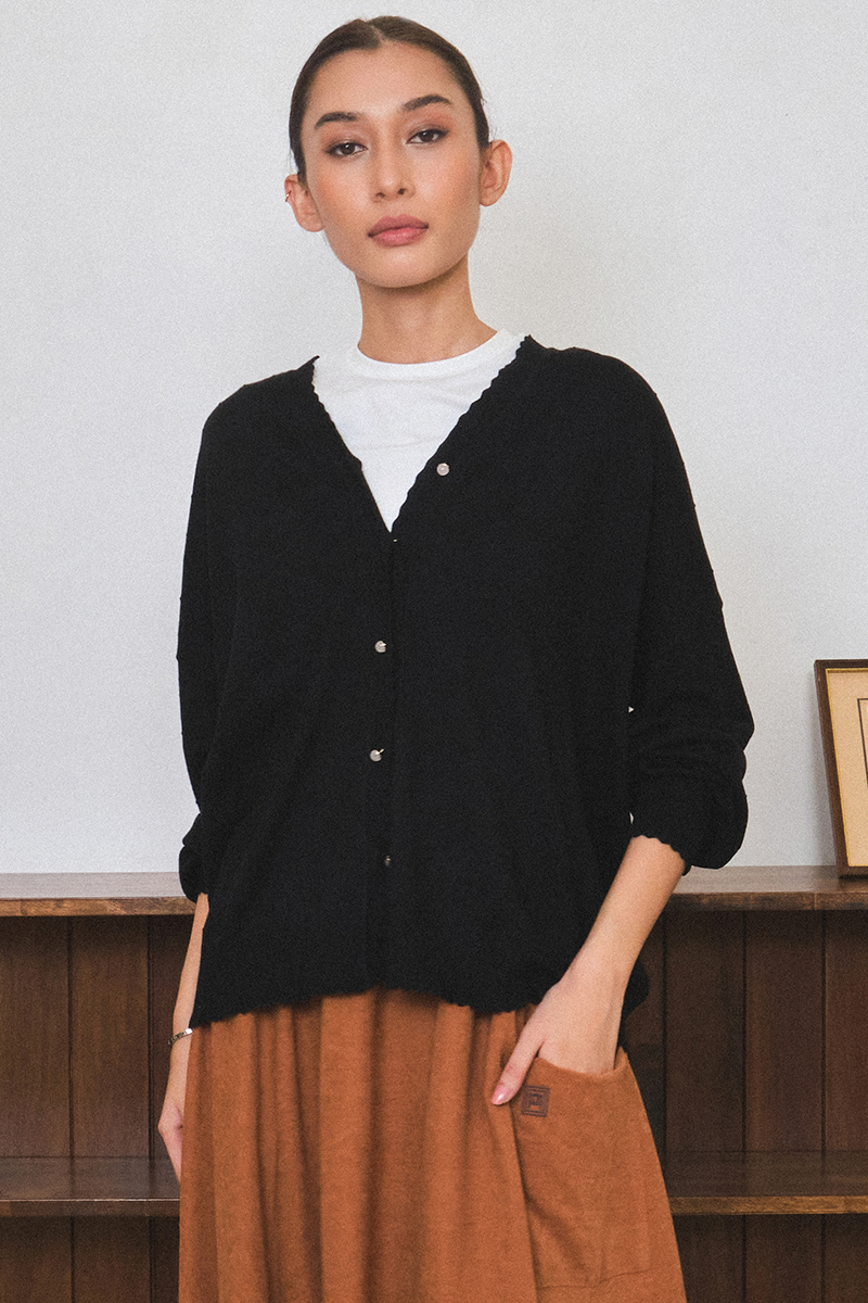 Wisama Drop-Shoulder Cardigan